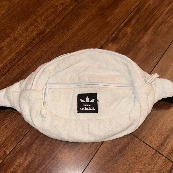 Adidas Fanny Pack - Picture 1 of 3
